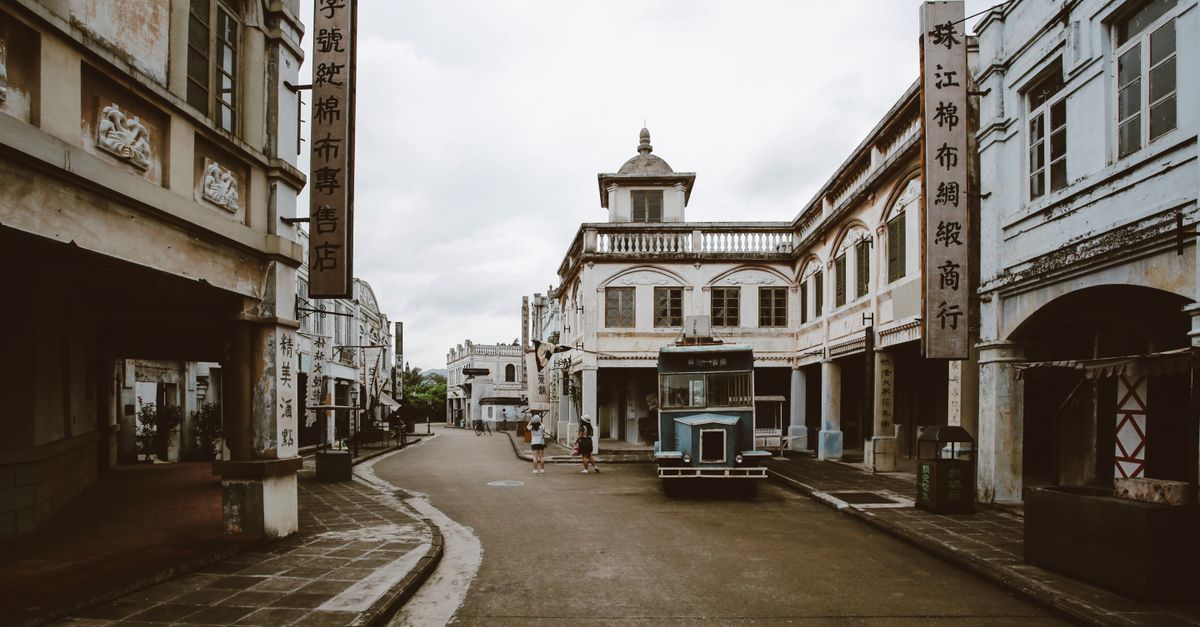 découvrez les meilleures choses à faire à ipoh : temples, street art, grottes, cuisine locale et sites incontournables pour un séjour mémorable.