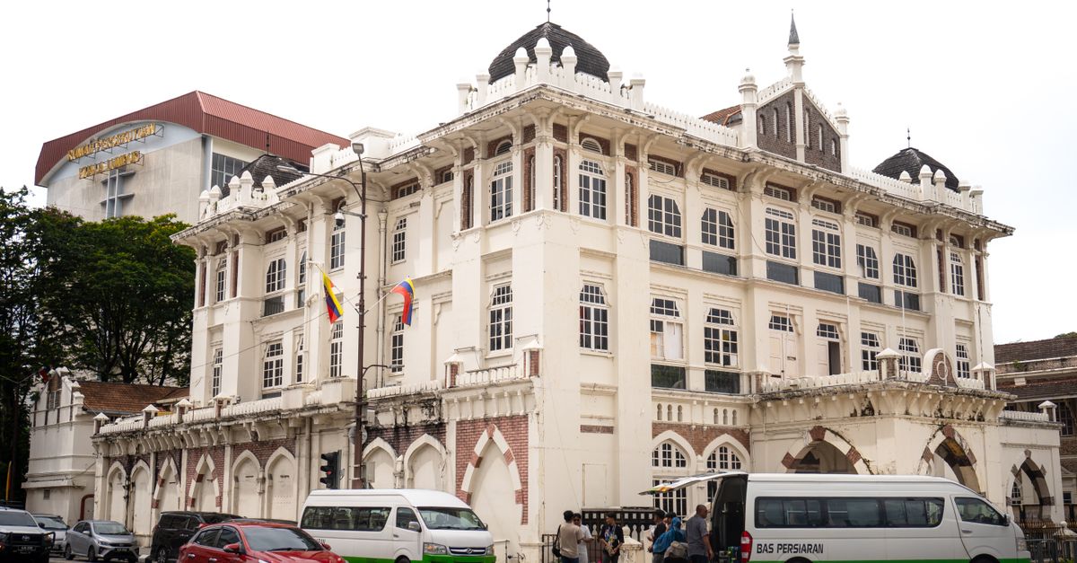 retrouvez les coordonnées, les services consulaires et les informations pratiques de l’ambassade de france en malaisie.