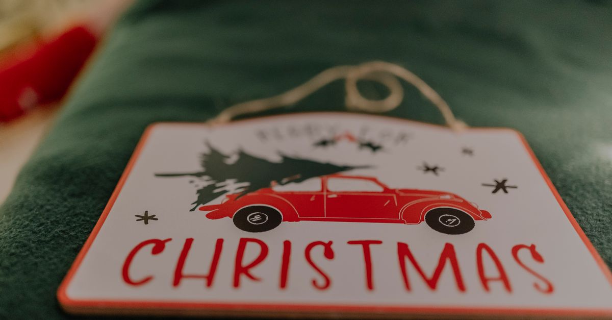 Discover ideas and inspiration for celebrating Christmas: decorations, recipes, gifts, and traditions for a magical family festive season.