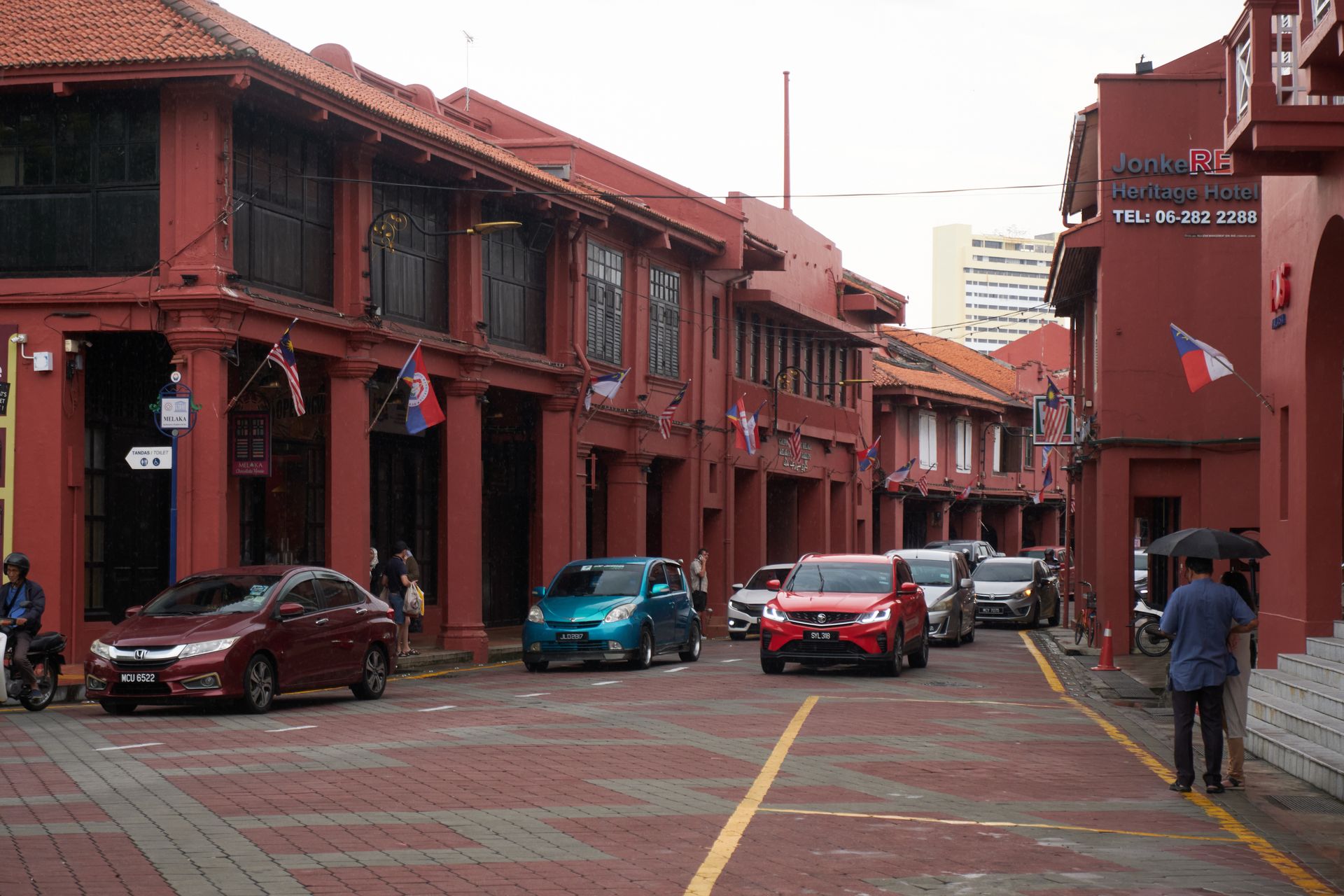 Hôtel avec piscine et vue sur la rivière Malacca