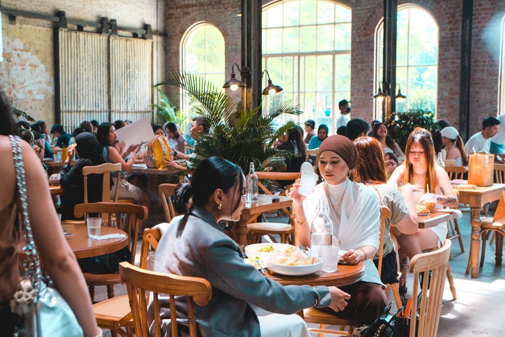 Cafés et coworking à Kuala Lumpur : le guide complet 2026