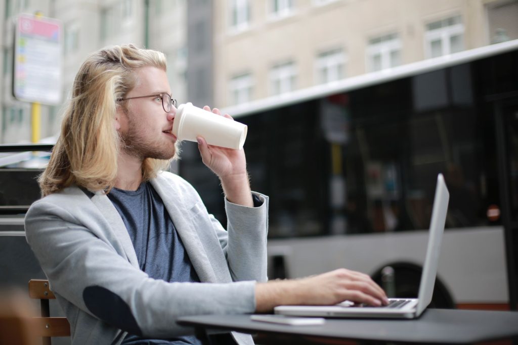 Responsabilité civile professionnelle en Malaisie : guide complet de la couverture pour freelances et indépendants